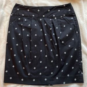 GAP Mini Skirt With Pockets Stretch Size 4 Black w/ White Dots size 4. 3 for $20